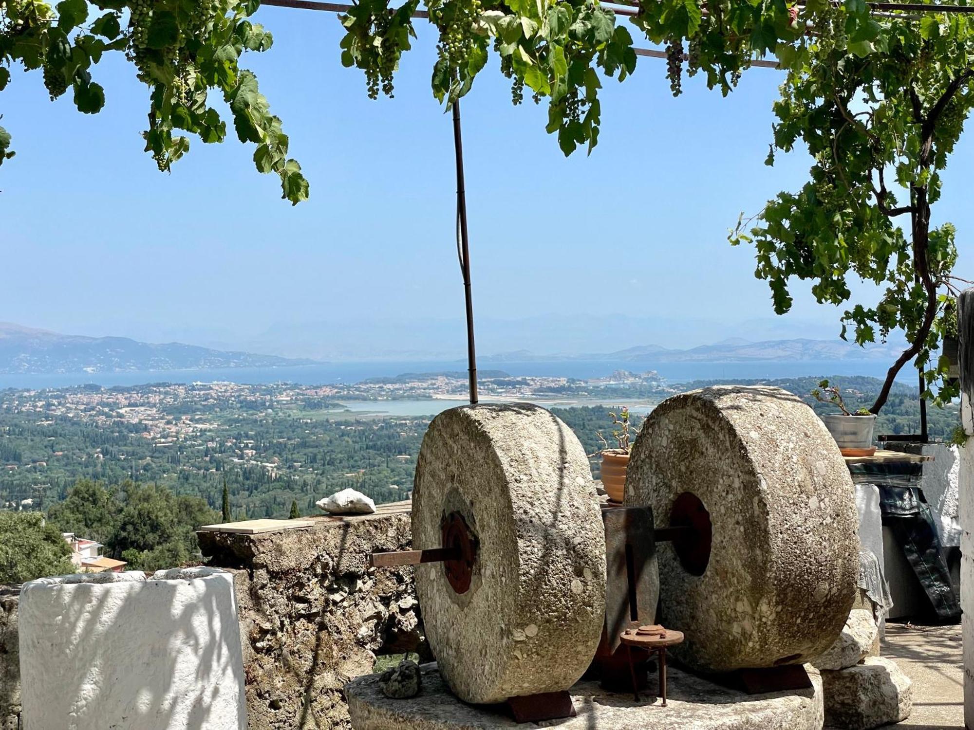 Mary'S House With Panoramic View Villa Agioi Deka  Exterior photo